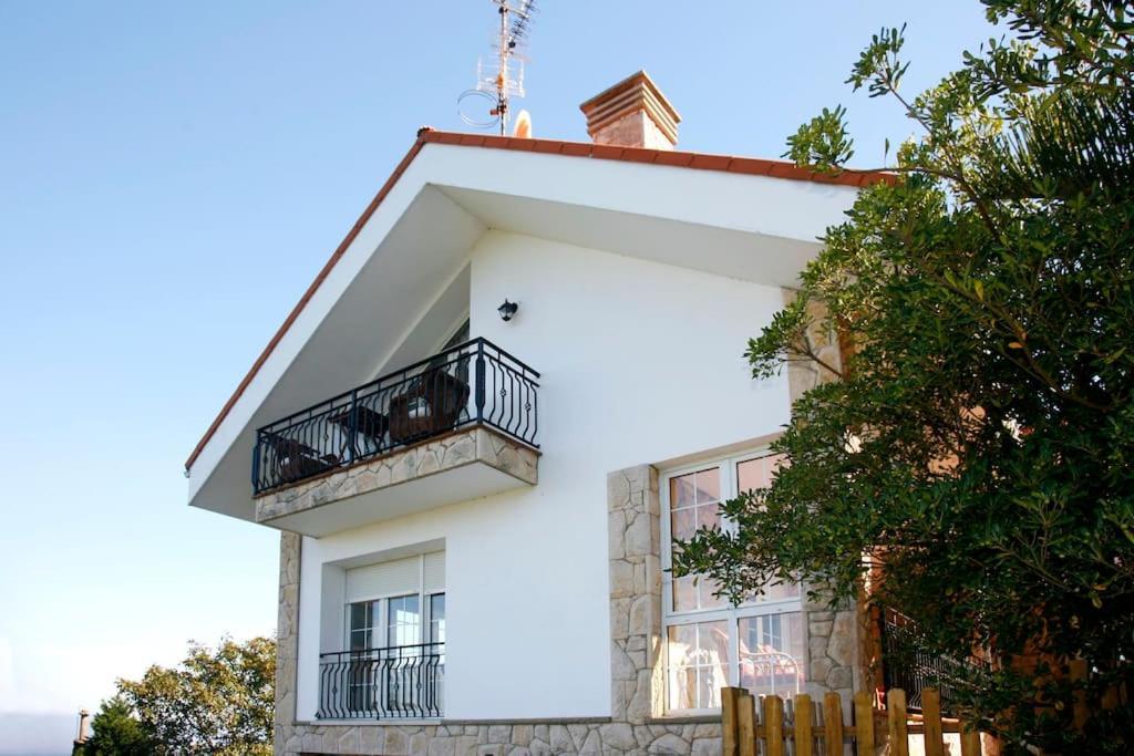 Chalet Con Magnificas Vistas Al Mar Perlora Eksteriør billede